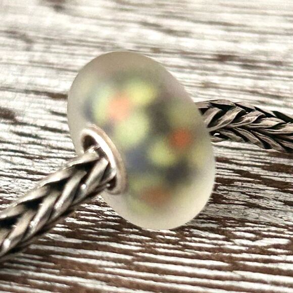 ELFBEADS Frosted Flowers Bead E925 NEW Purple Blue w Bright Yellow & Orange - Picture 7 of 8